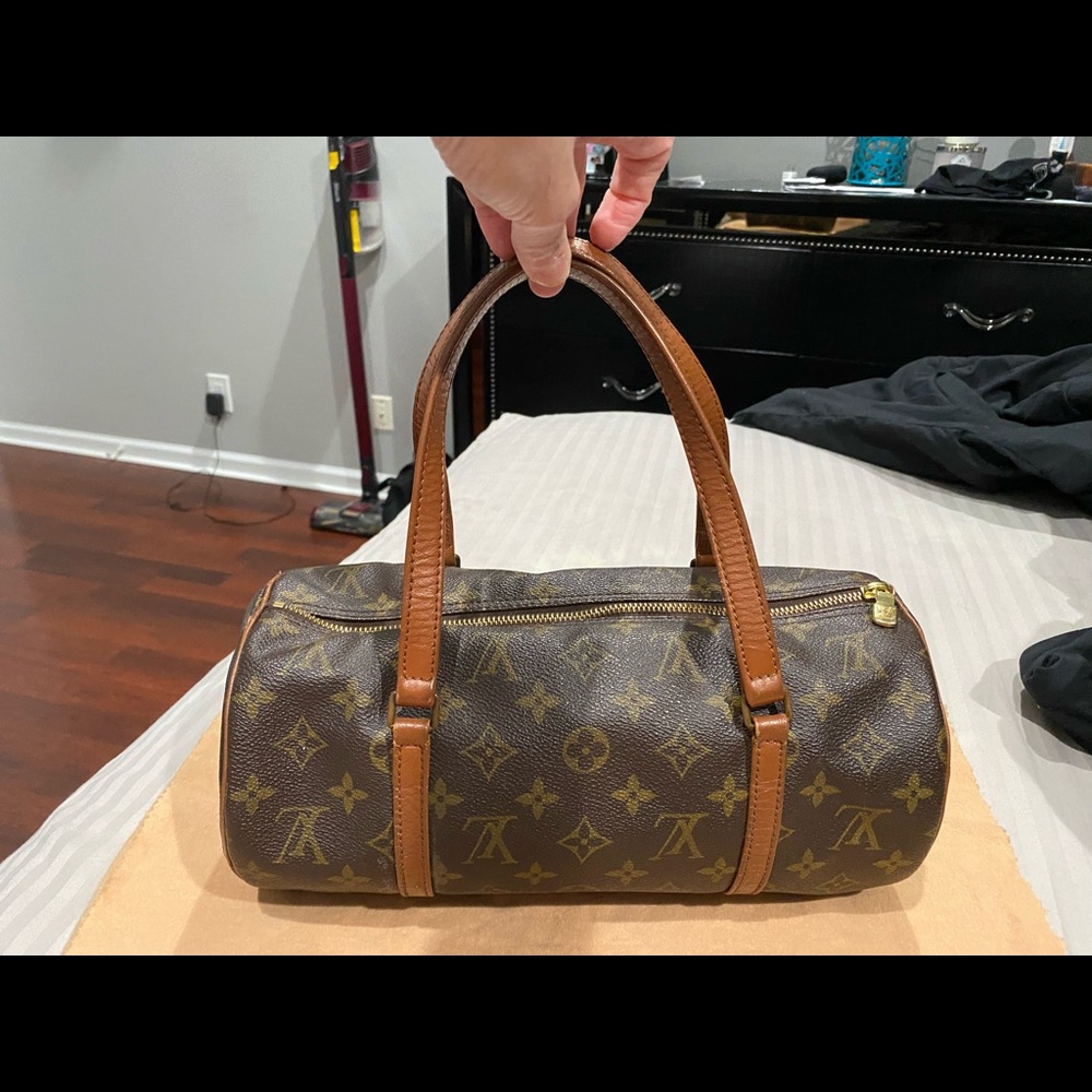 Authentic LV Louis Vuitton Papillon Handbag